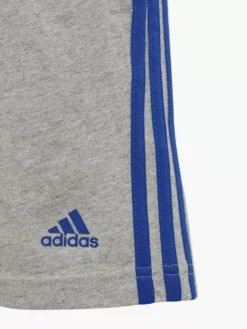 Adidas Shorts -Ausgewählte Modegeschäfte 2083496 H3