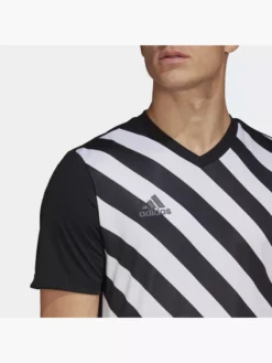 Adidas Entrada 22 Graphic Trikot 4 Adidas Entrada 22 Graphic Trikot -Ausgewählte Modegeschäfte 8012 HF0126 P1